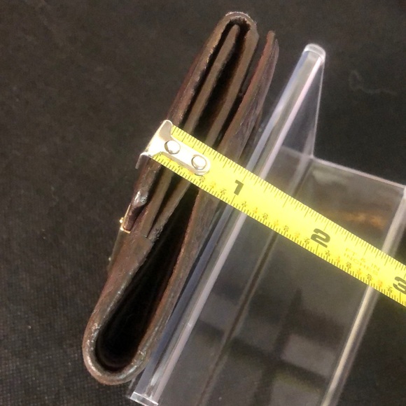 GUCCI Guccissima GG Brown Lambskin Bifold Wallet With Billfold & Coin Section - Picture 9 of 17